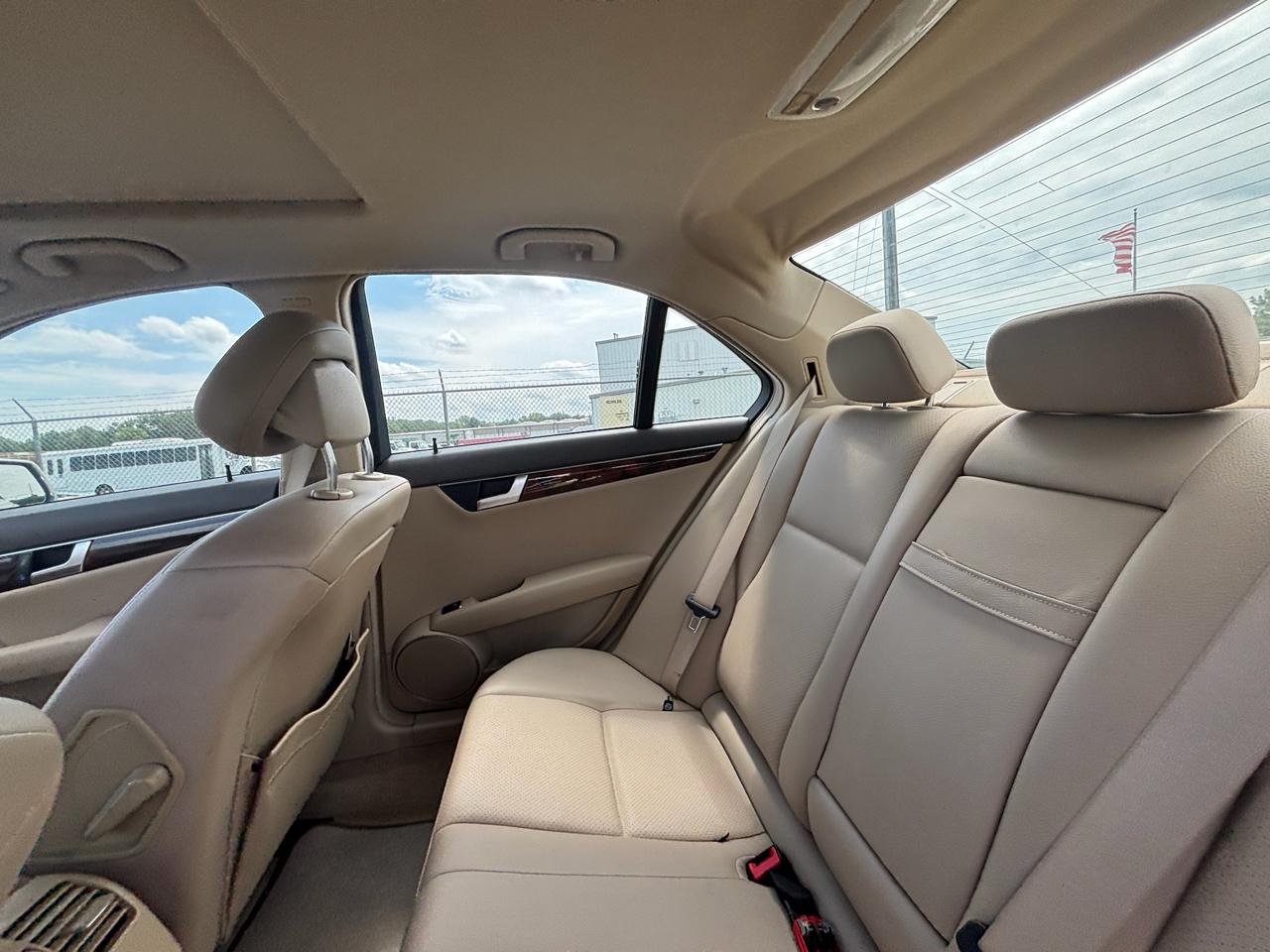 Mercedes-Benz C-Class C250 Luxury Sedan 2012