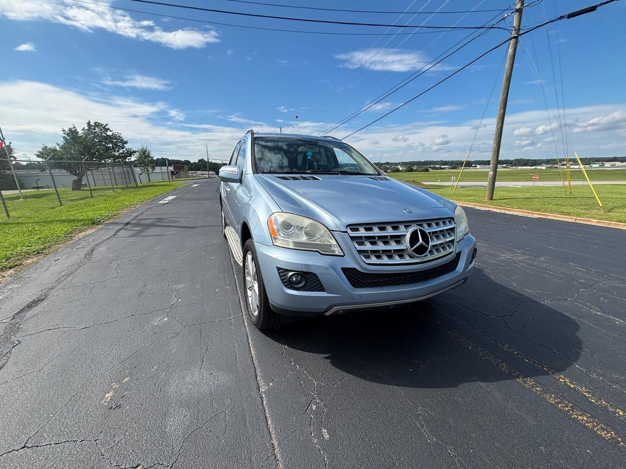 Mercedes-Benz M-Class ML350 2010