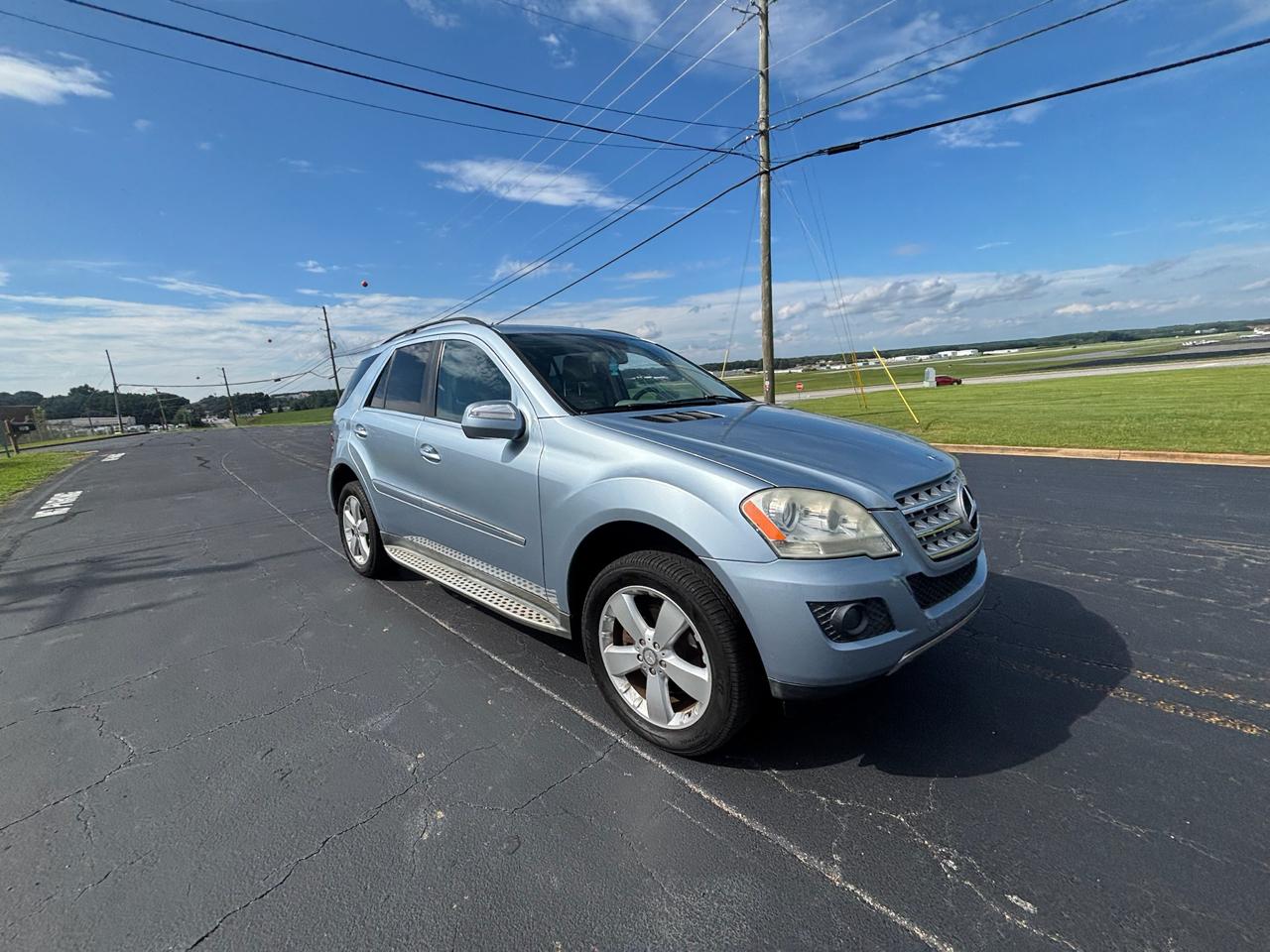 Mercedes-Benz M-Class ML350 2010