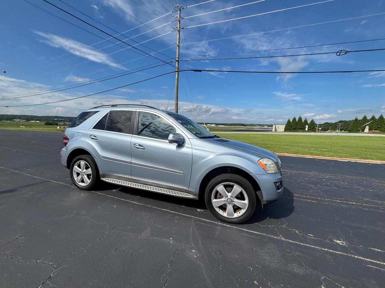 Mercedes-Benz M-Class ML350 2010