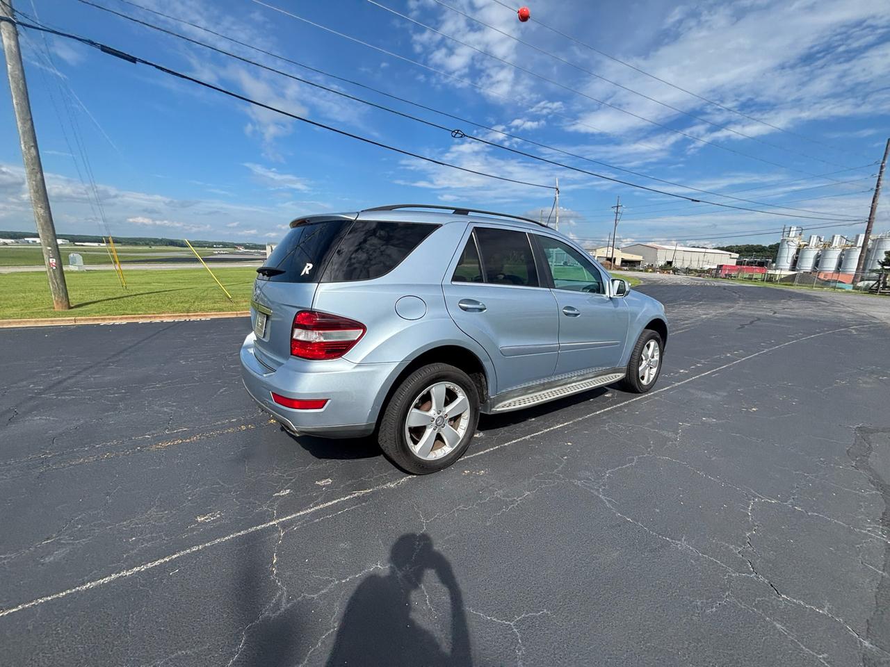 Mercedes-Benz M-Class ML350 2010