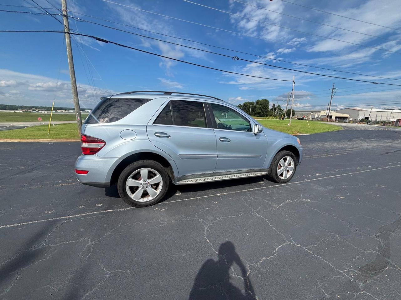 Mercedes-Benz M-Class ML350 2010