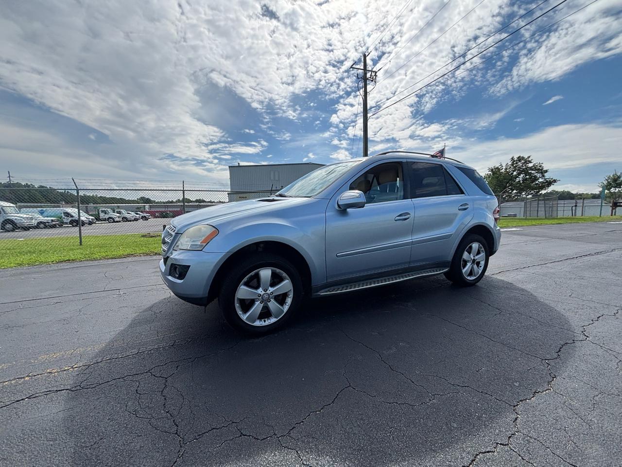 Mercedes-Benz M-Class ML350 2010