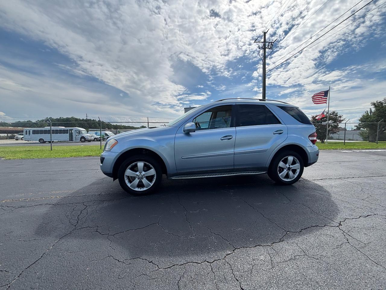 Mercedes-Benz M-Class ML350 2010