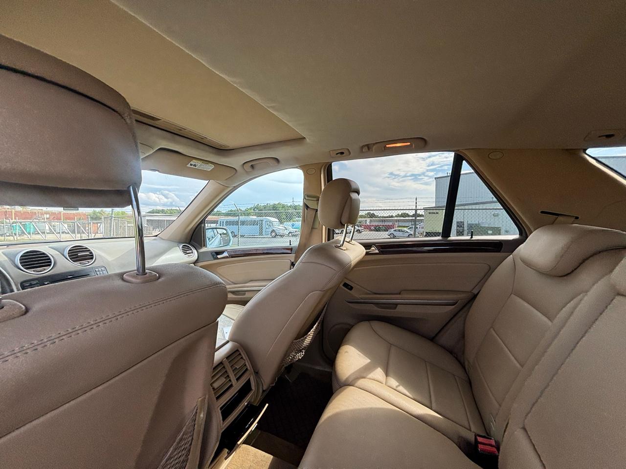 Mercedes-Benz M-Class ML350 2010