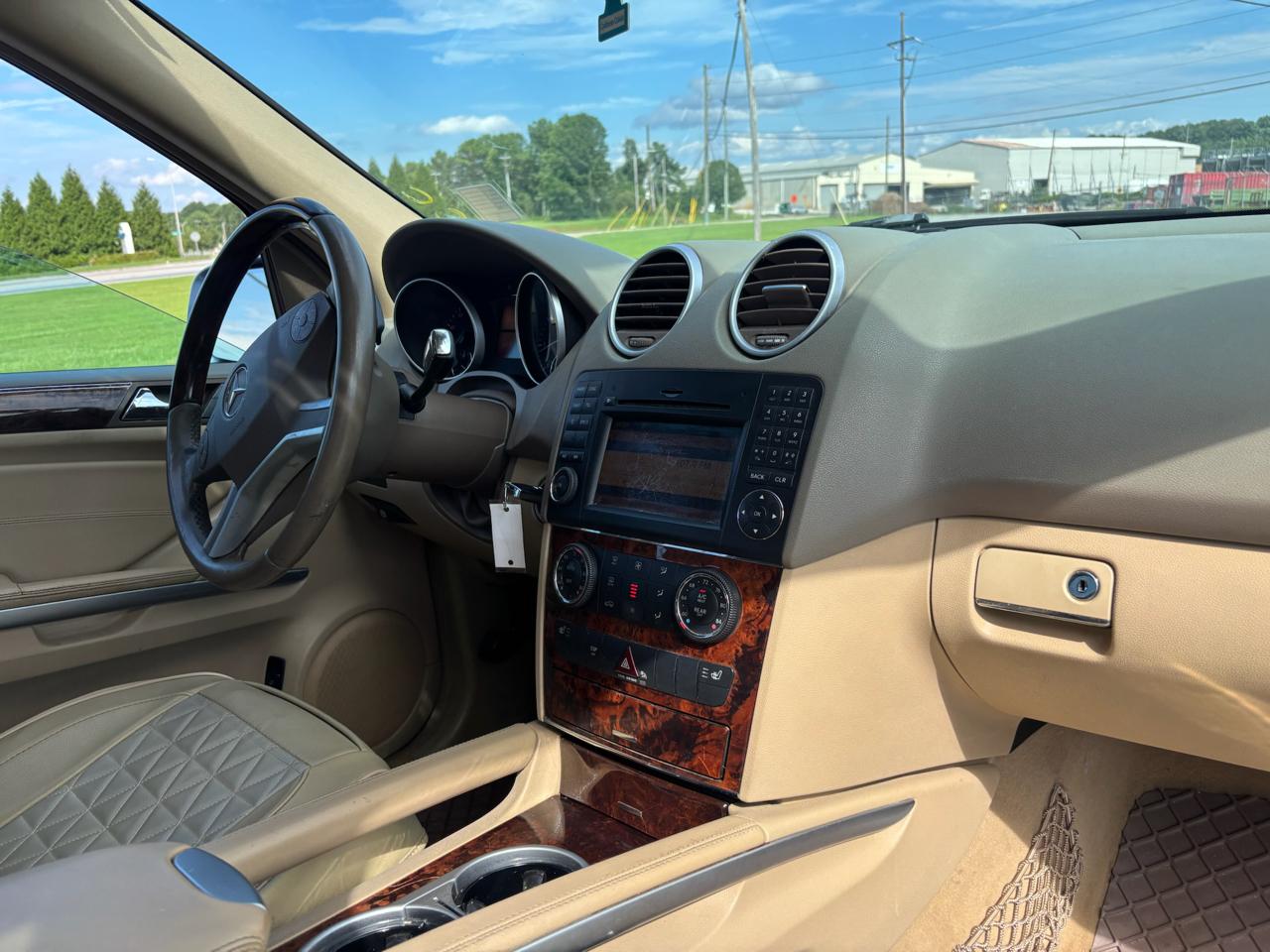 Mercedes-Benz M-Class ML350 2010