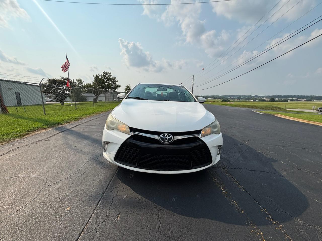 Toyota Camry SE 2017