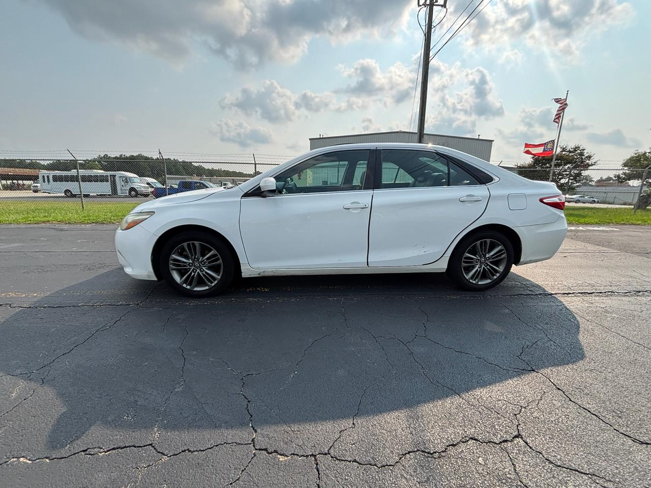 Toyota Camry SE 2017