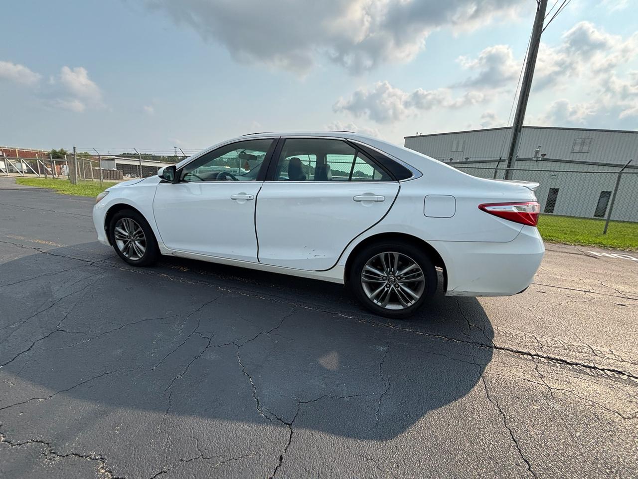 Toyota Camry SE 2017