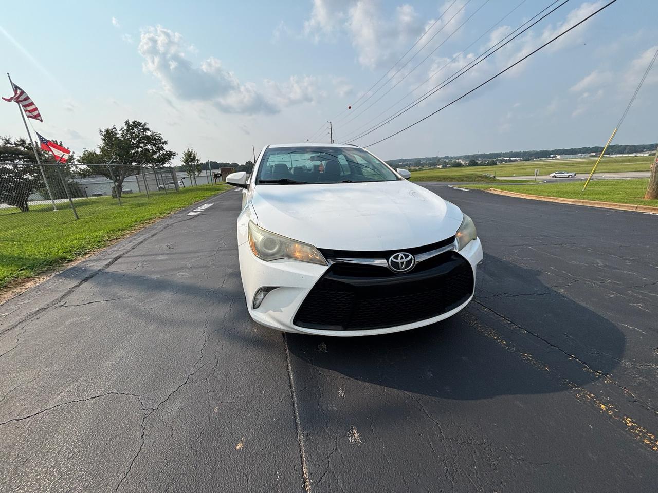 Toyota Camry SE 2017