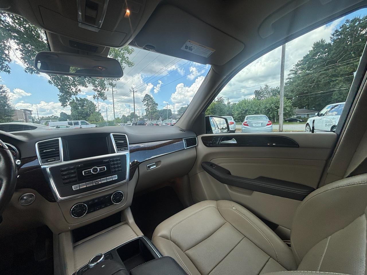 Mercedes-Benz M-Class ML350 4MATIC 2013
