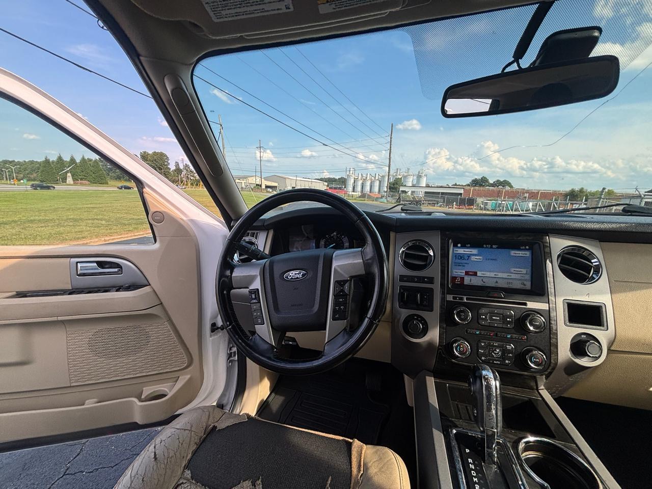 Ford Expedition EL Limited 4WD 2016
