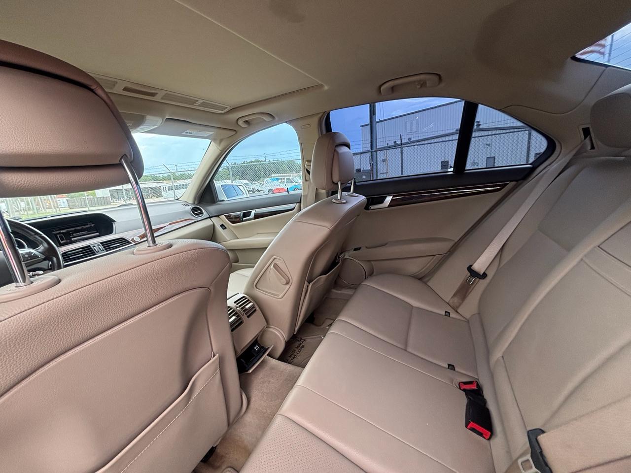 Mercedes-Benz C-Class C300 4MATIC Sport Sedan 2014