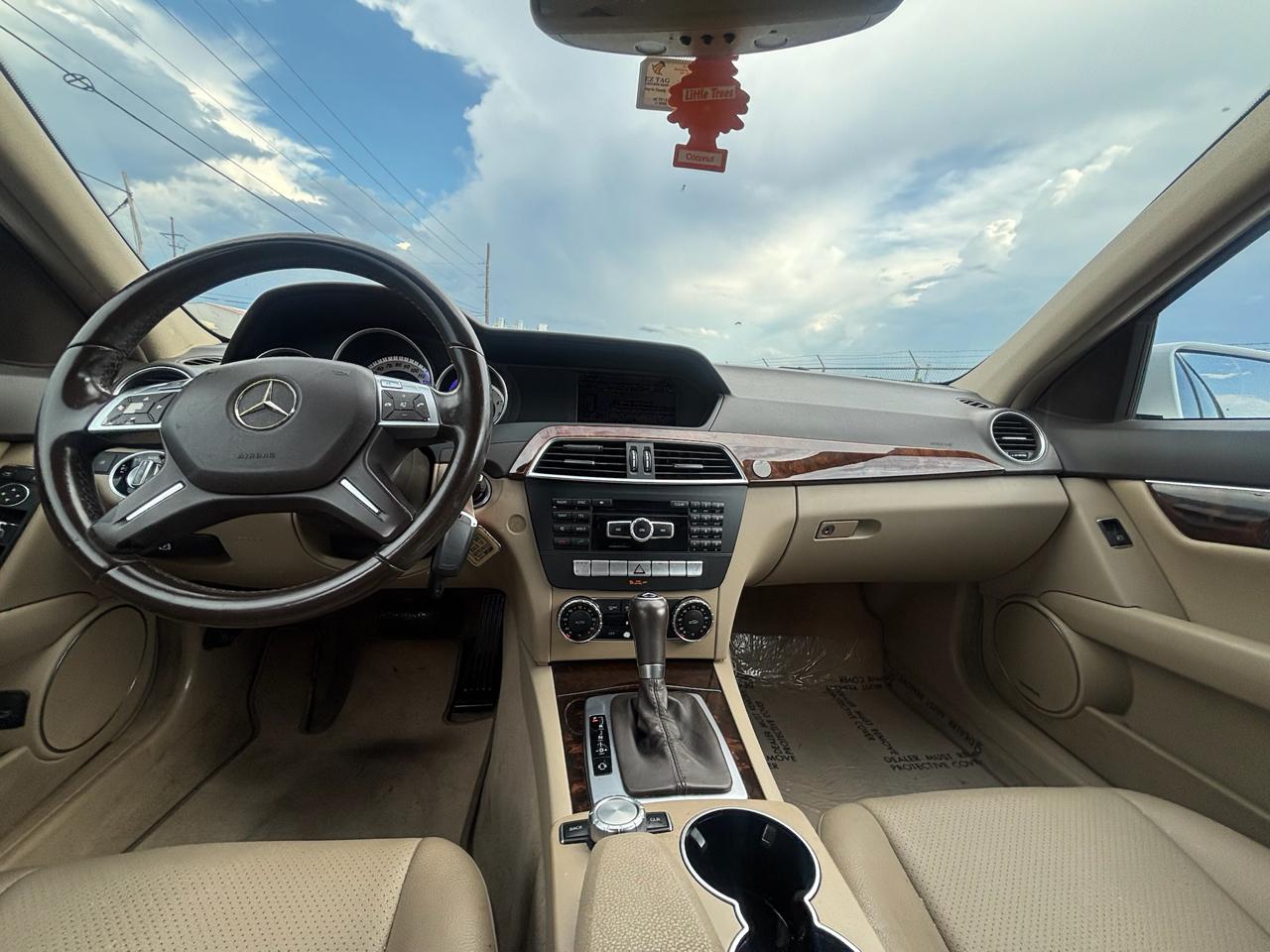 Mercedes-Benz C-Class C300 4MATIC Sport Sedan 2014
