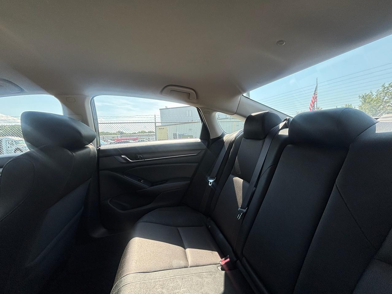 Honda Accord LX CVT 2019