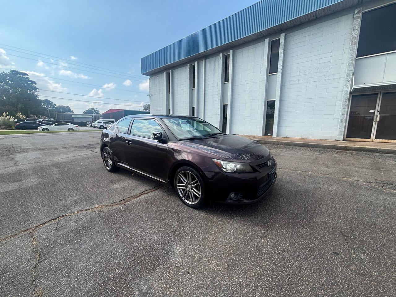 Toyota Scion tC photo 3
