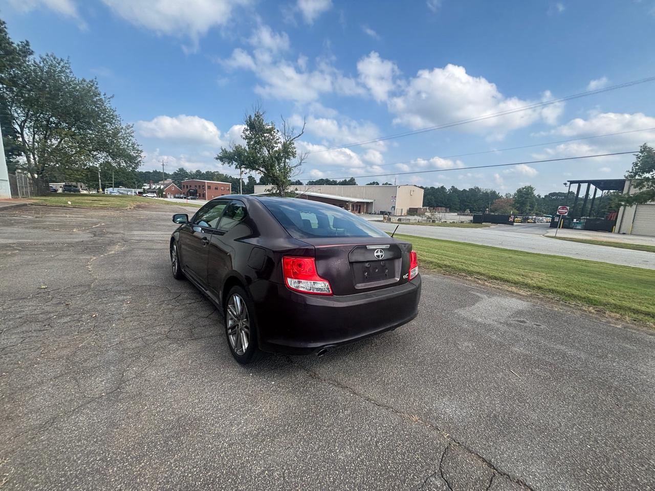 Toyota Scion tC photo 10
