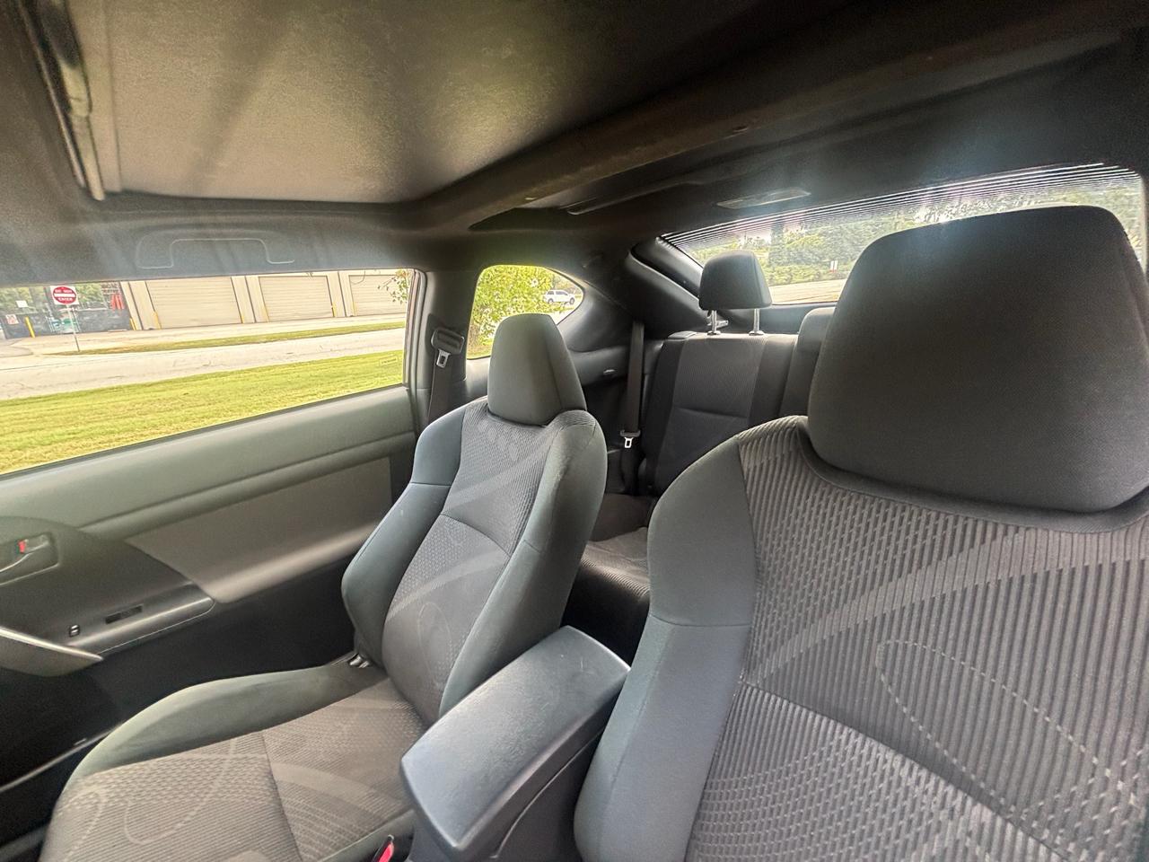 Toyota Scion tC photo 19