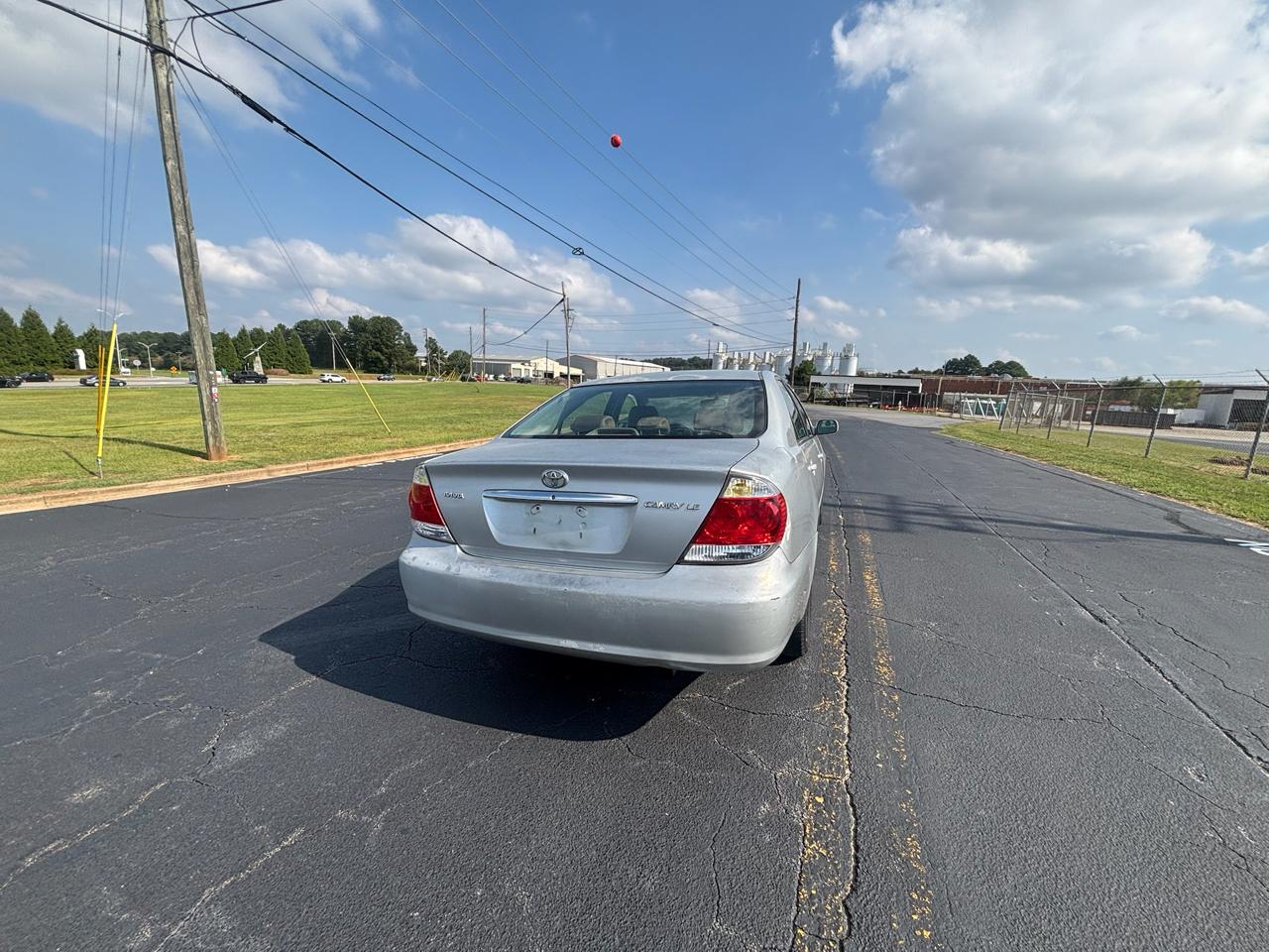 Toyota Camry photo 10