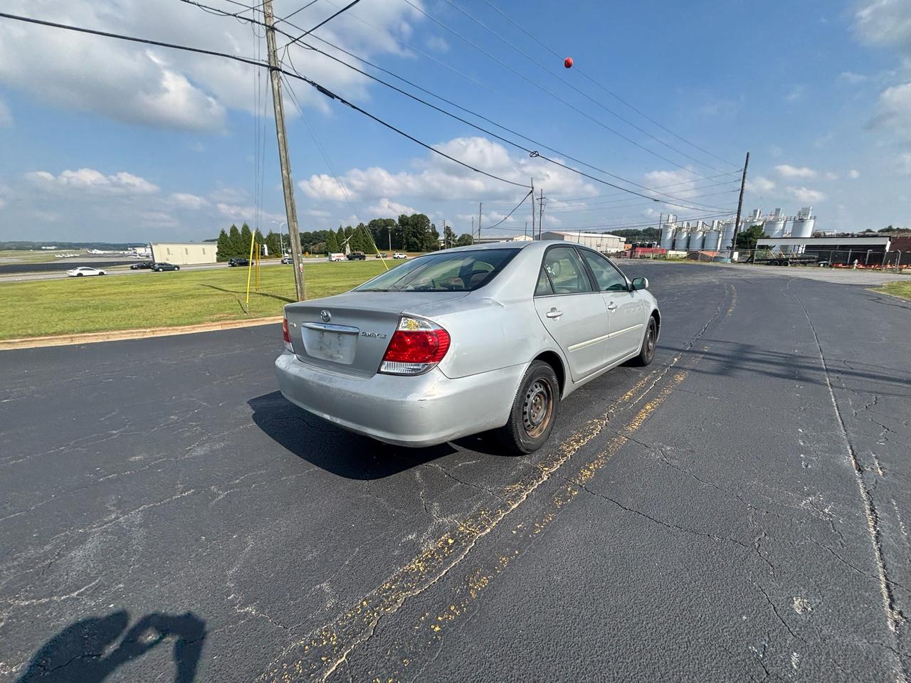 Toyota Camry photo 11