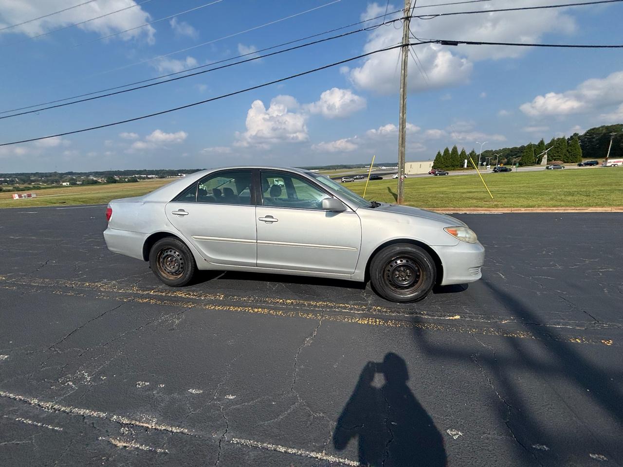 Toyota Camry photo 14