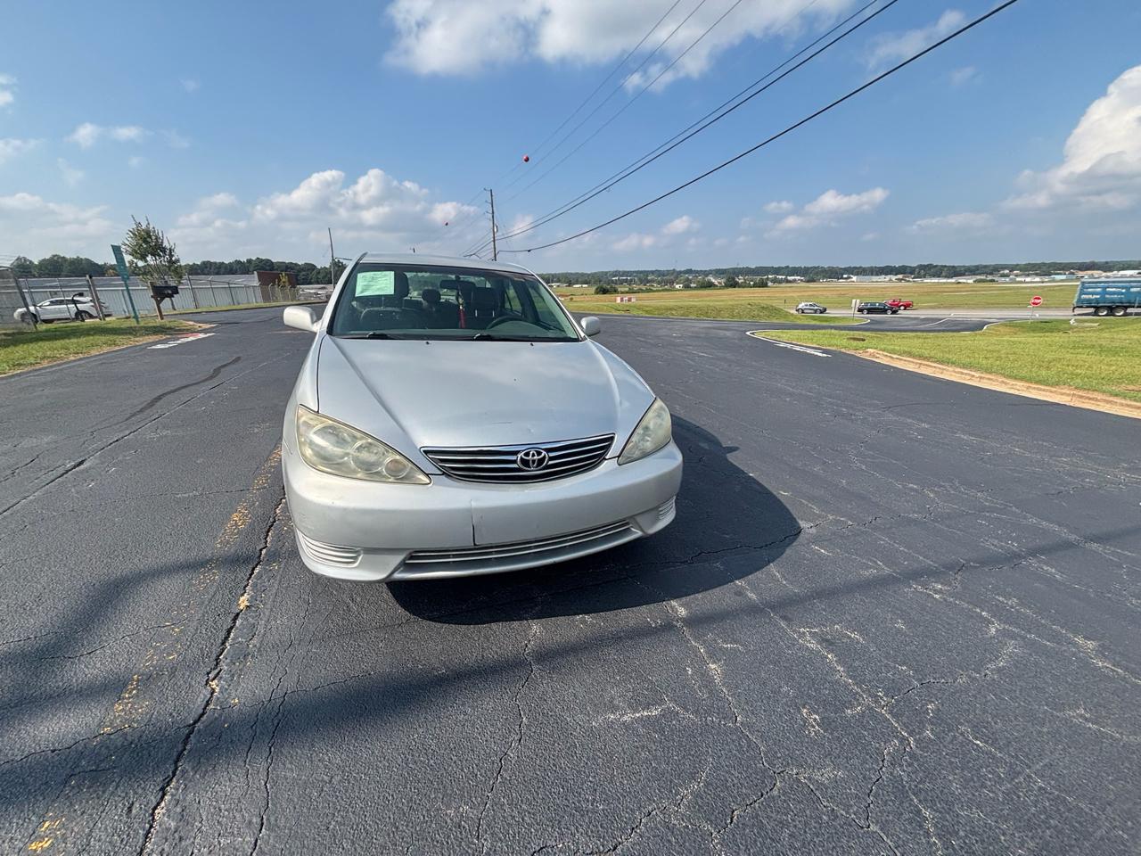 Toyota Camry photo 18