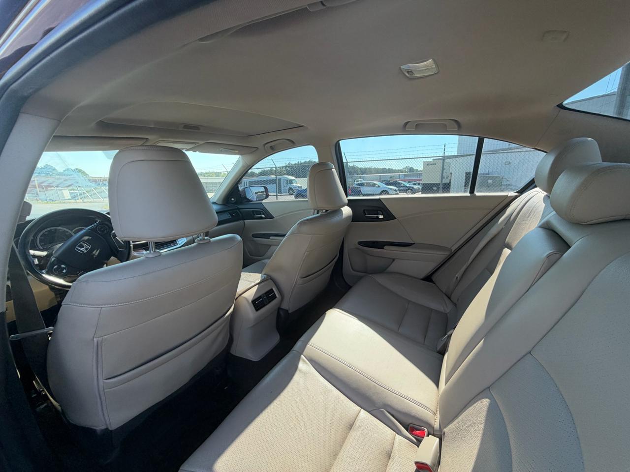 Honda Accord EX-L V6 Sedan AT 2015