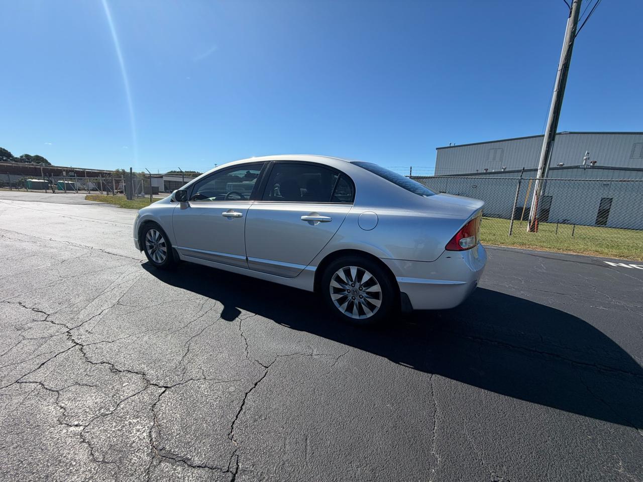 Honda Civic EX Sedan 5-Speed AT 2010