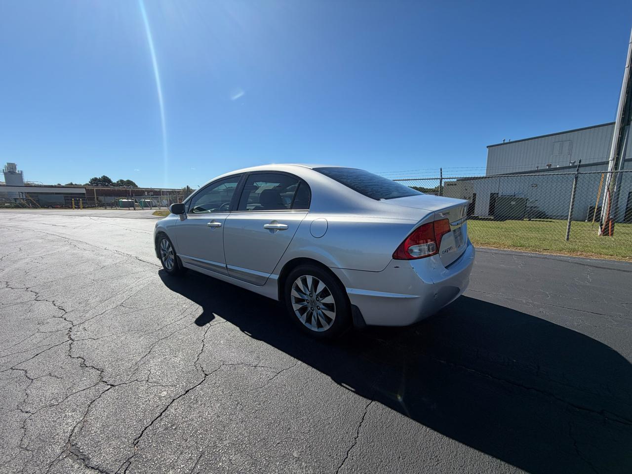 Honda Civic EX Sedan 5-Speed AT 2010