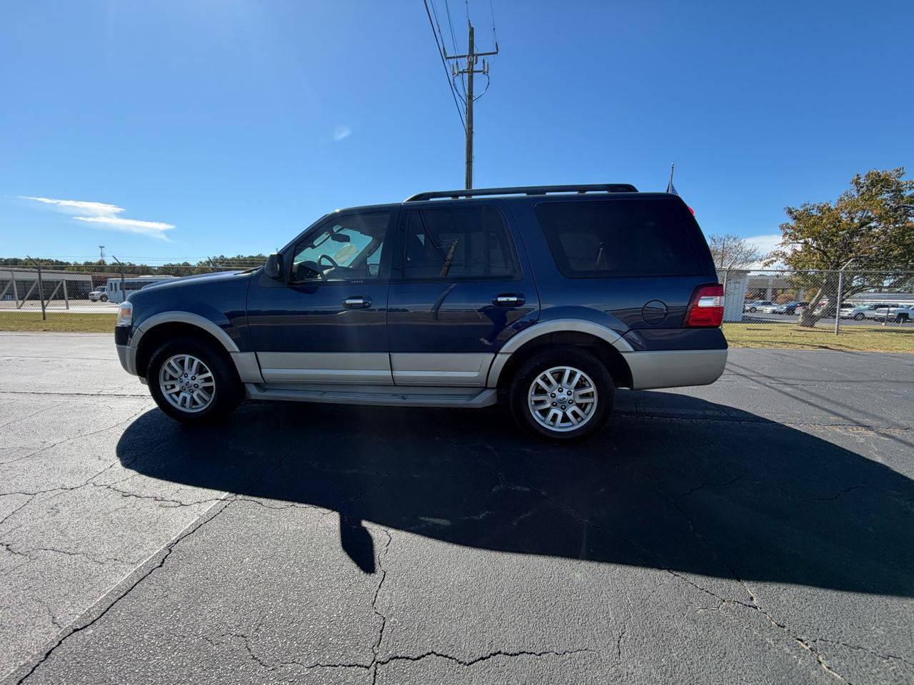 Ford Expedition photo 6