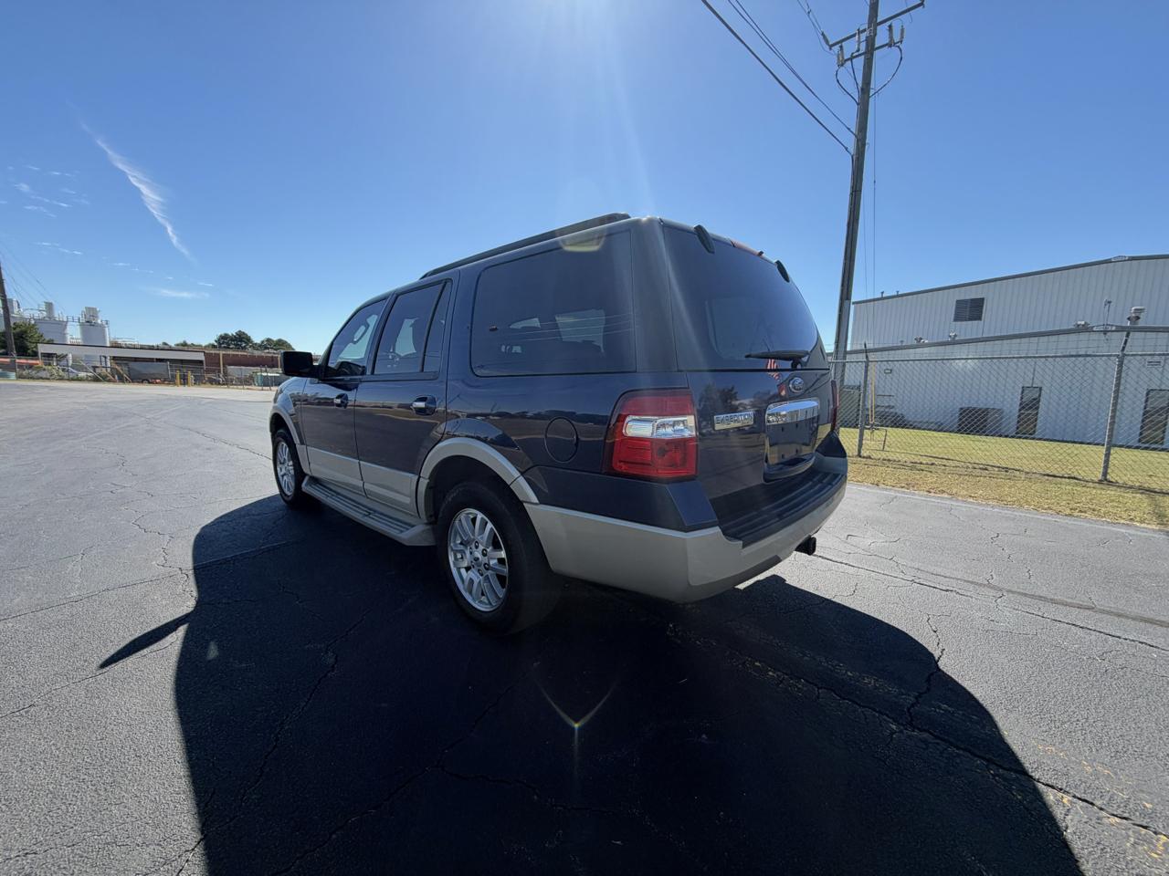 Ford Expedition photo 9