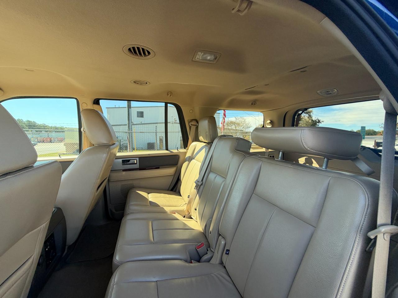 Ford Expedition photo 26