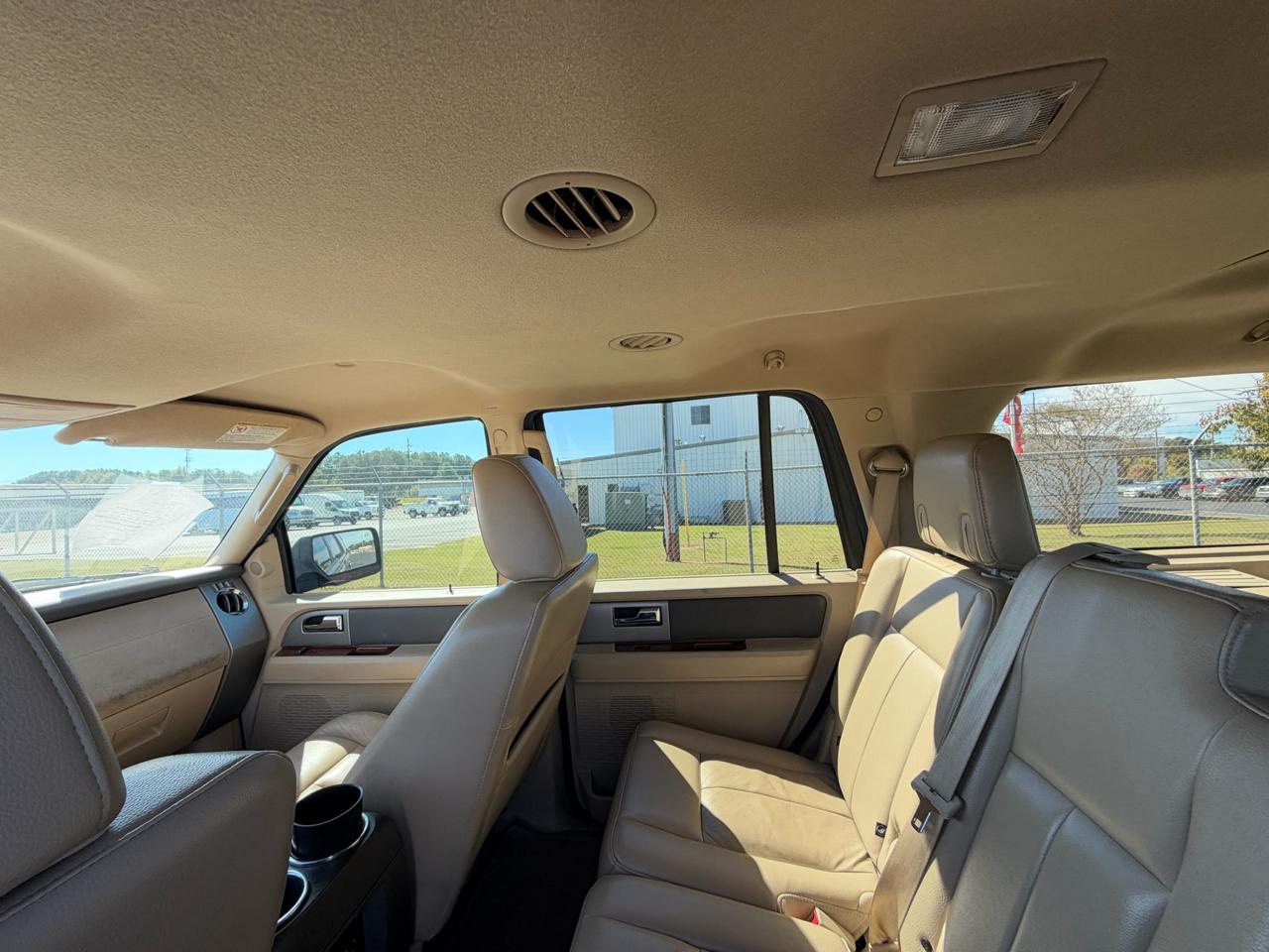Ford Expedition photo 28