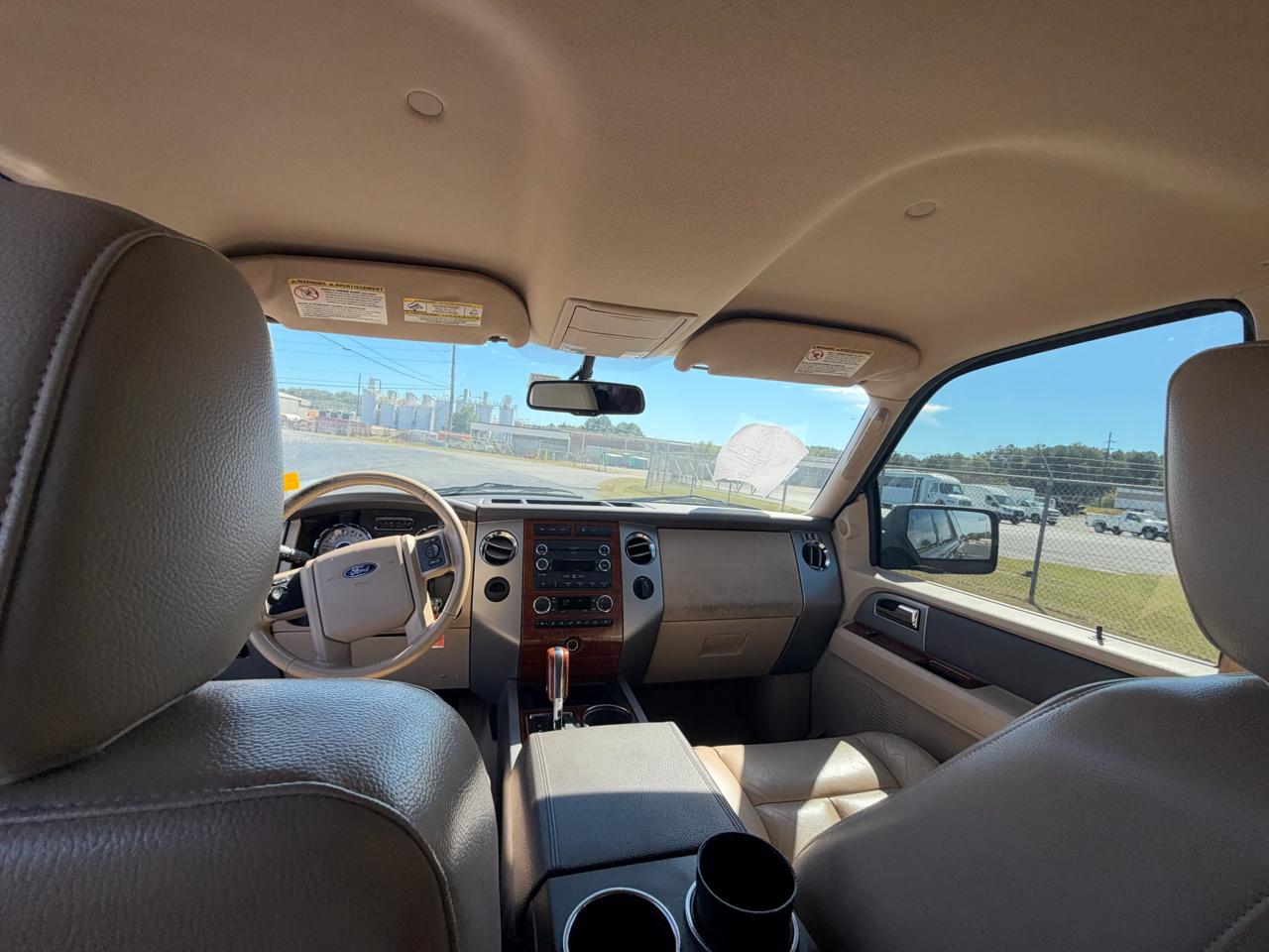 Ford Expedition photo 31
