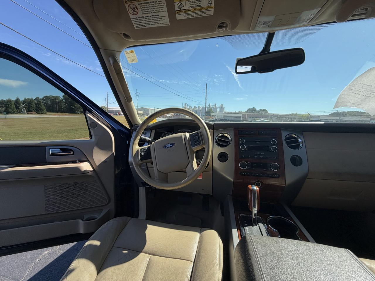 Ford Expedition photo 34
