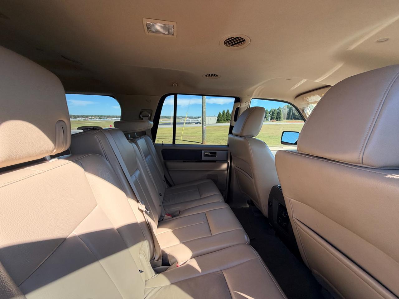 Ford Expedition photo 40