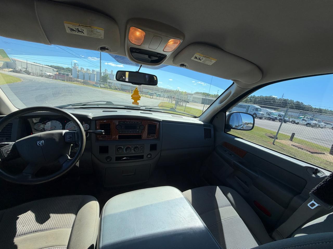 Dodge Ram photo 25