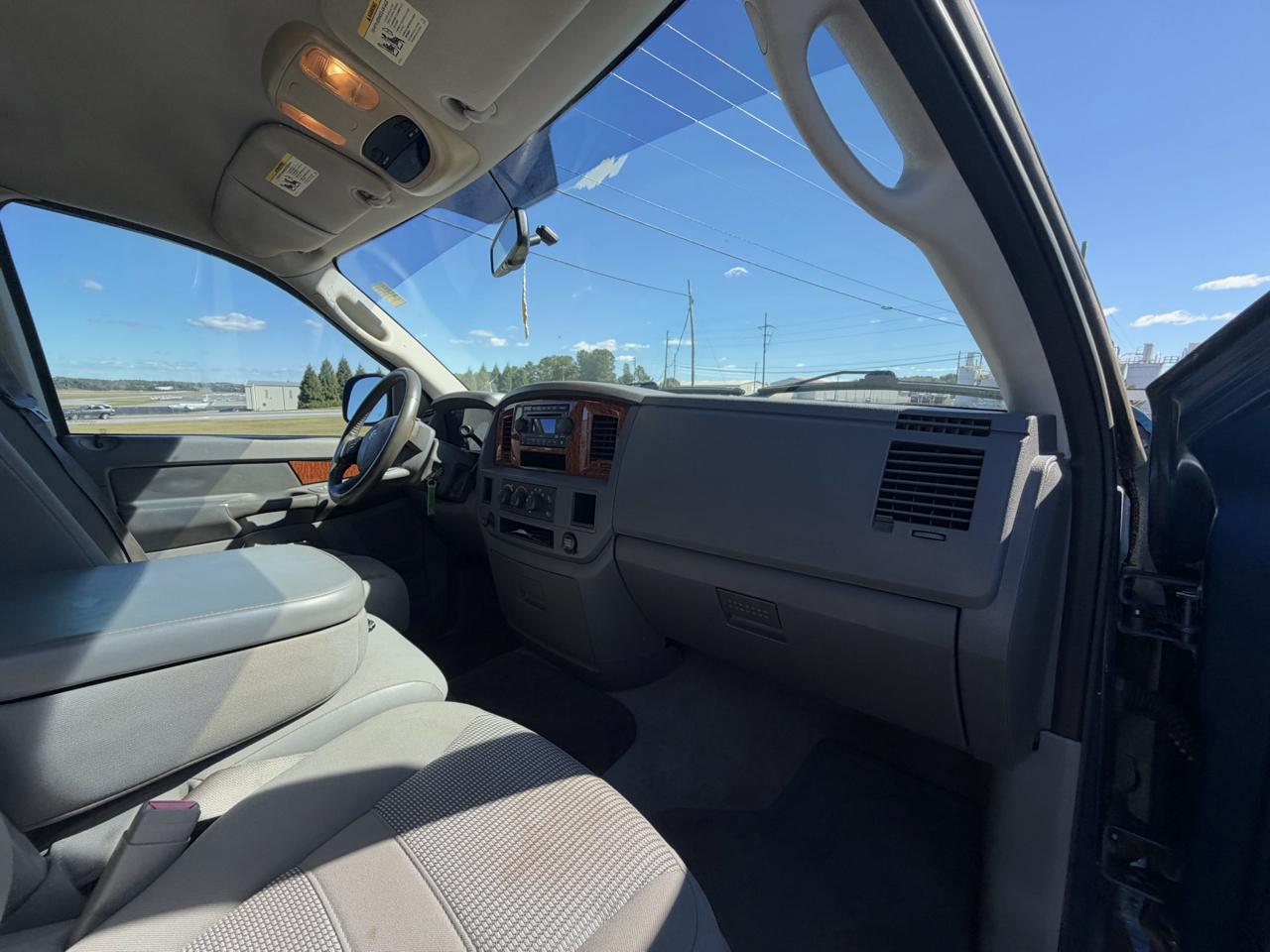 Dodge Ram photo 33