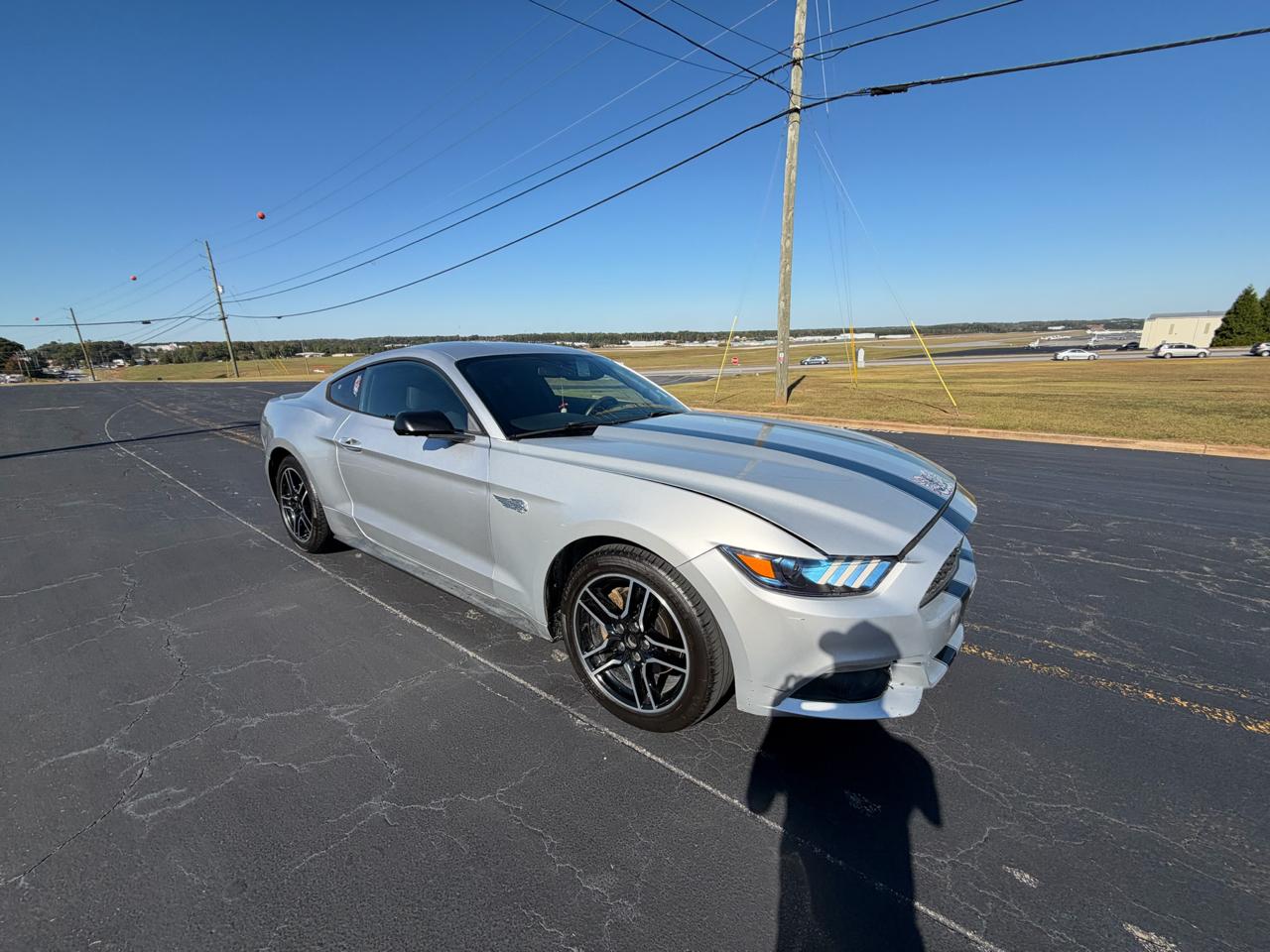 Ford Mustang photo 3