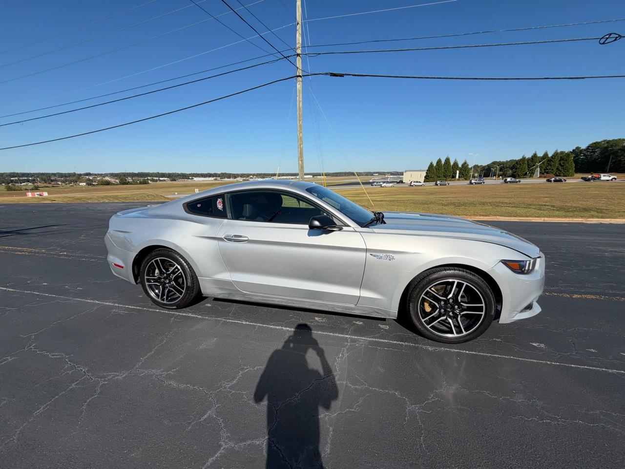 Ford Mustang photo 4
