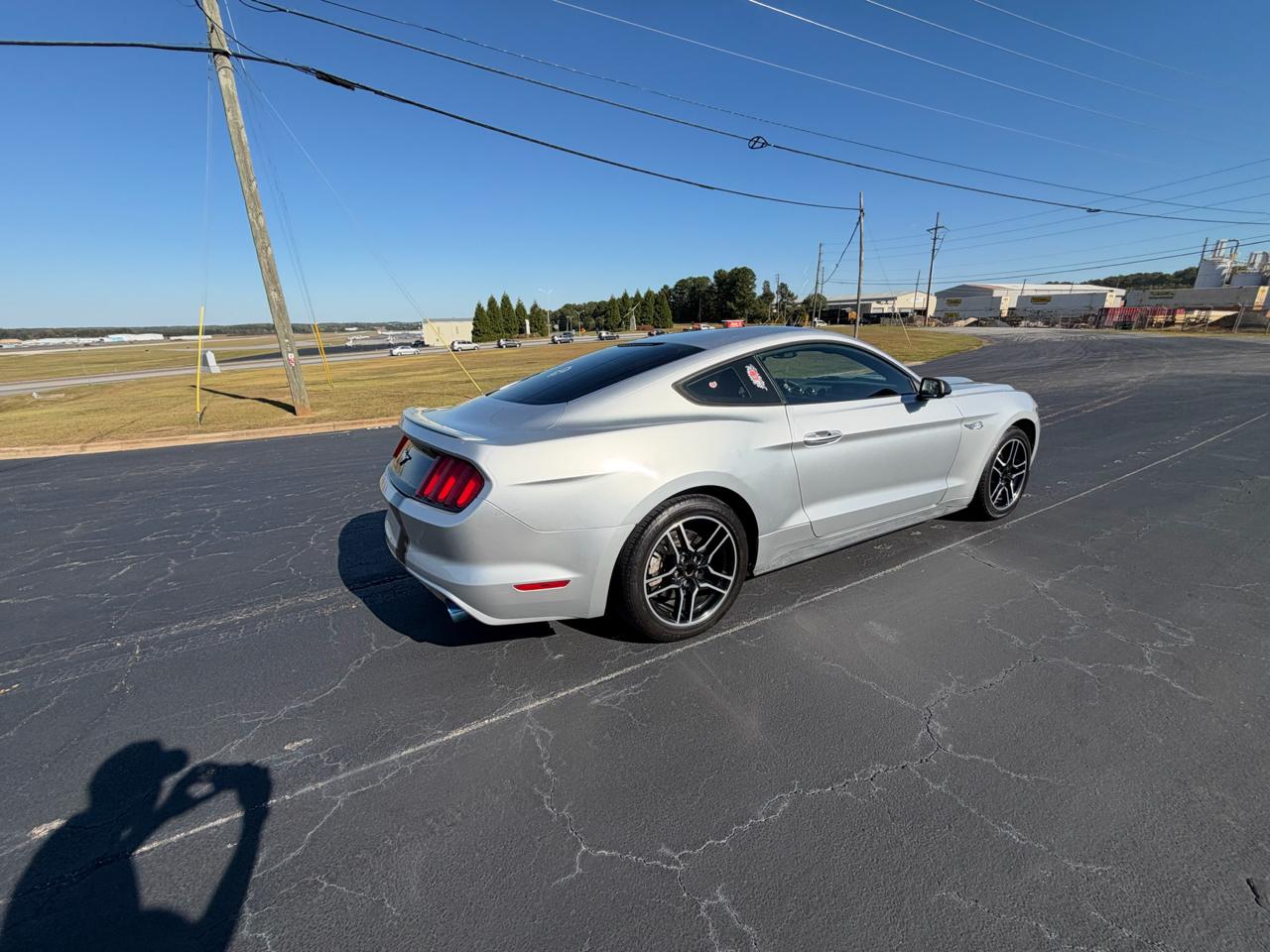 Ford Mustang photo 7