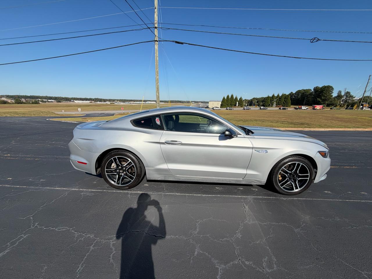 Ford Mustang photo 10