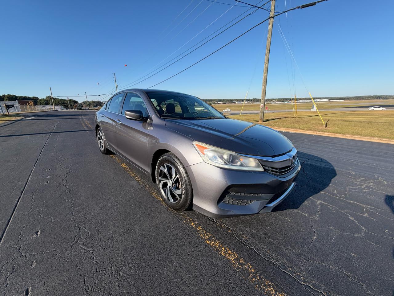 Honda Accord photo 12