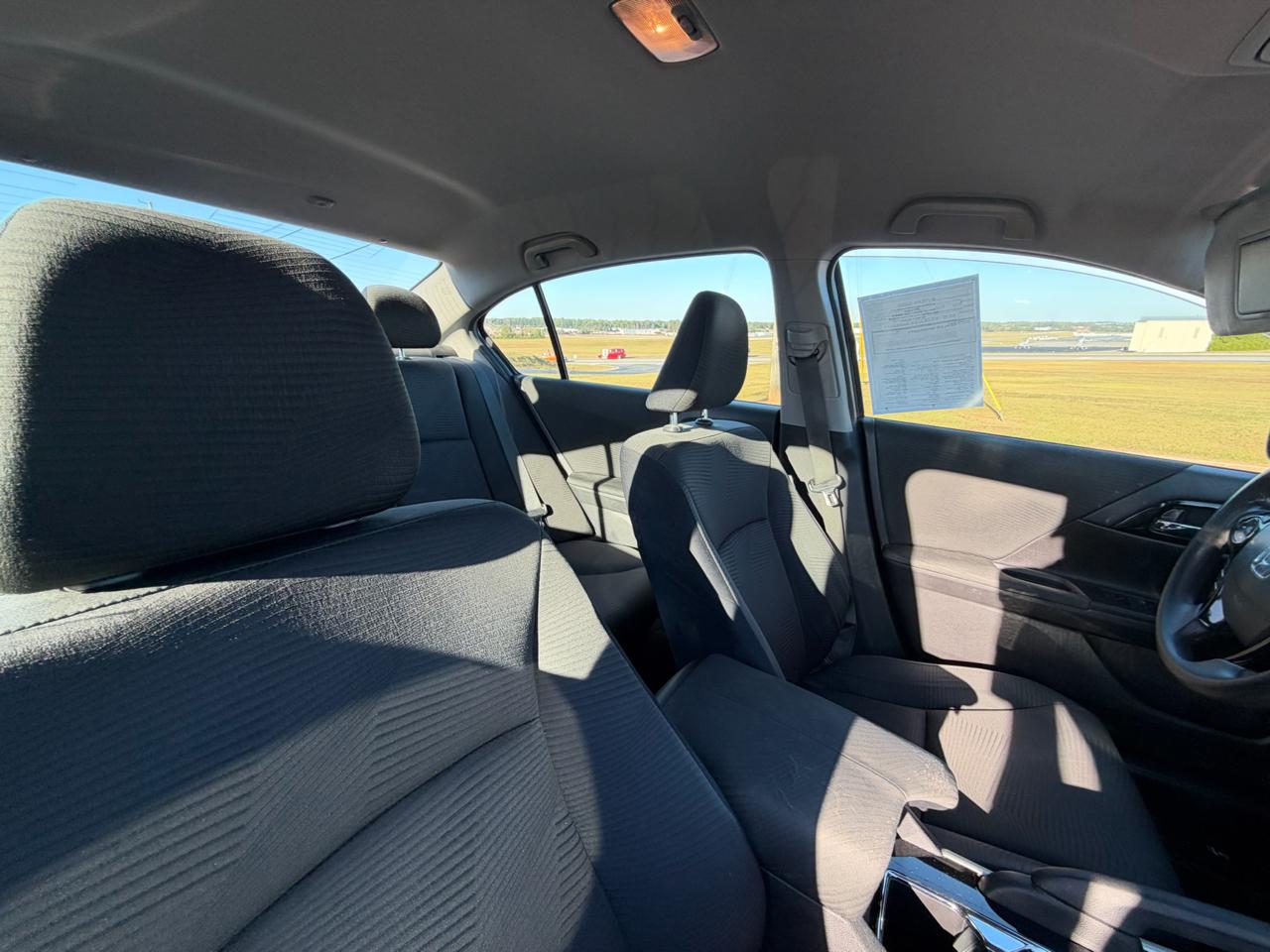 Honda Accord photo 22