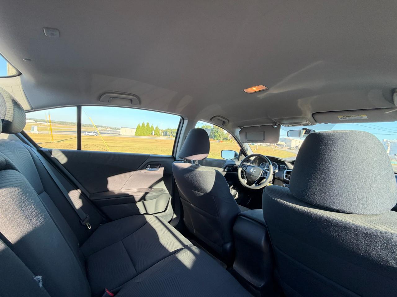 Honda Accord photo 24