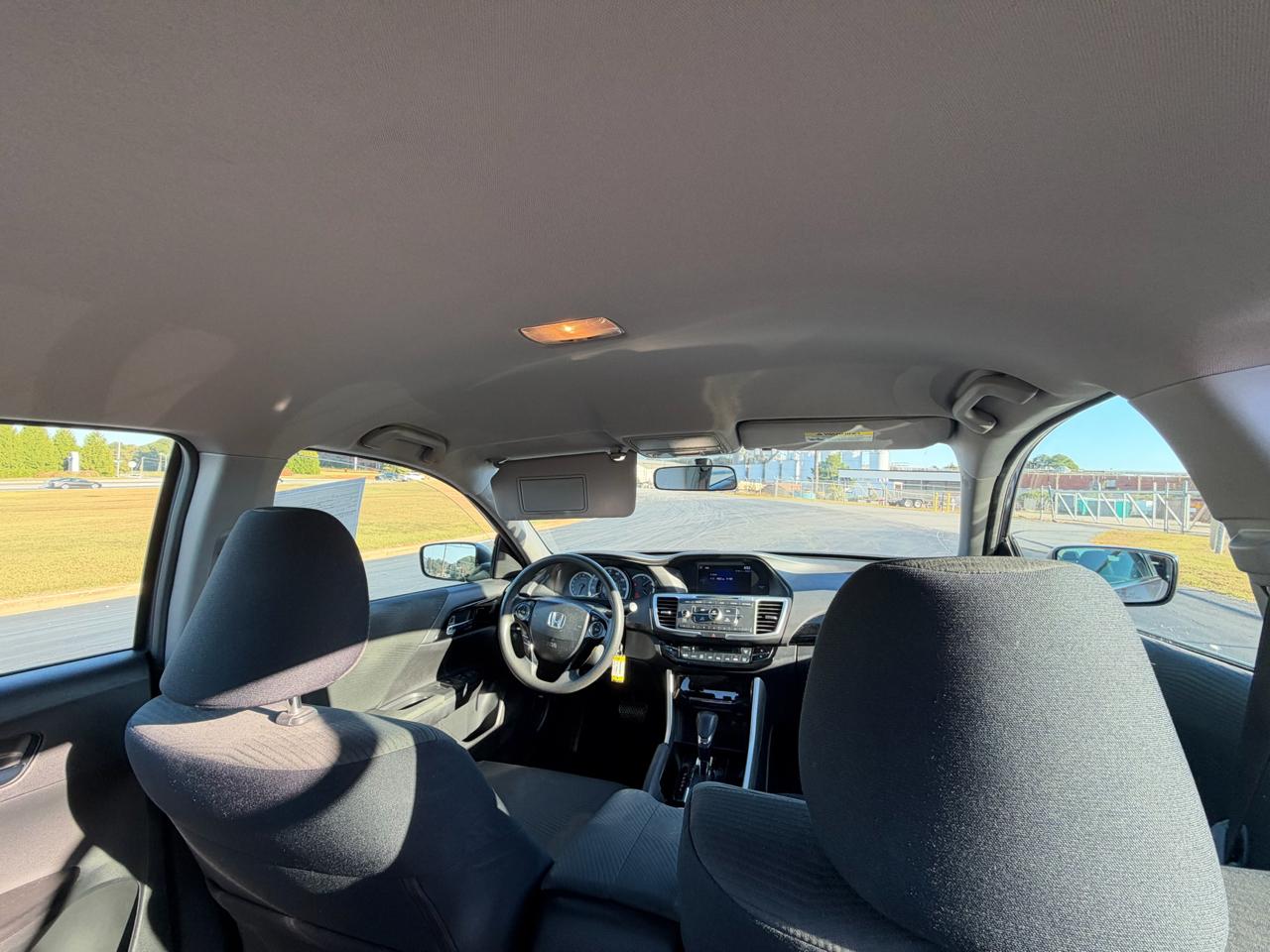 Honda Accord photo 26