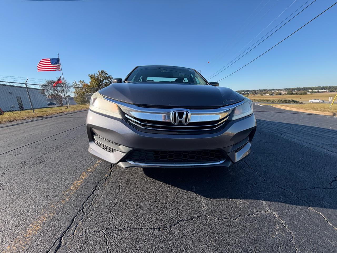 Honda Accord photo 30