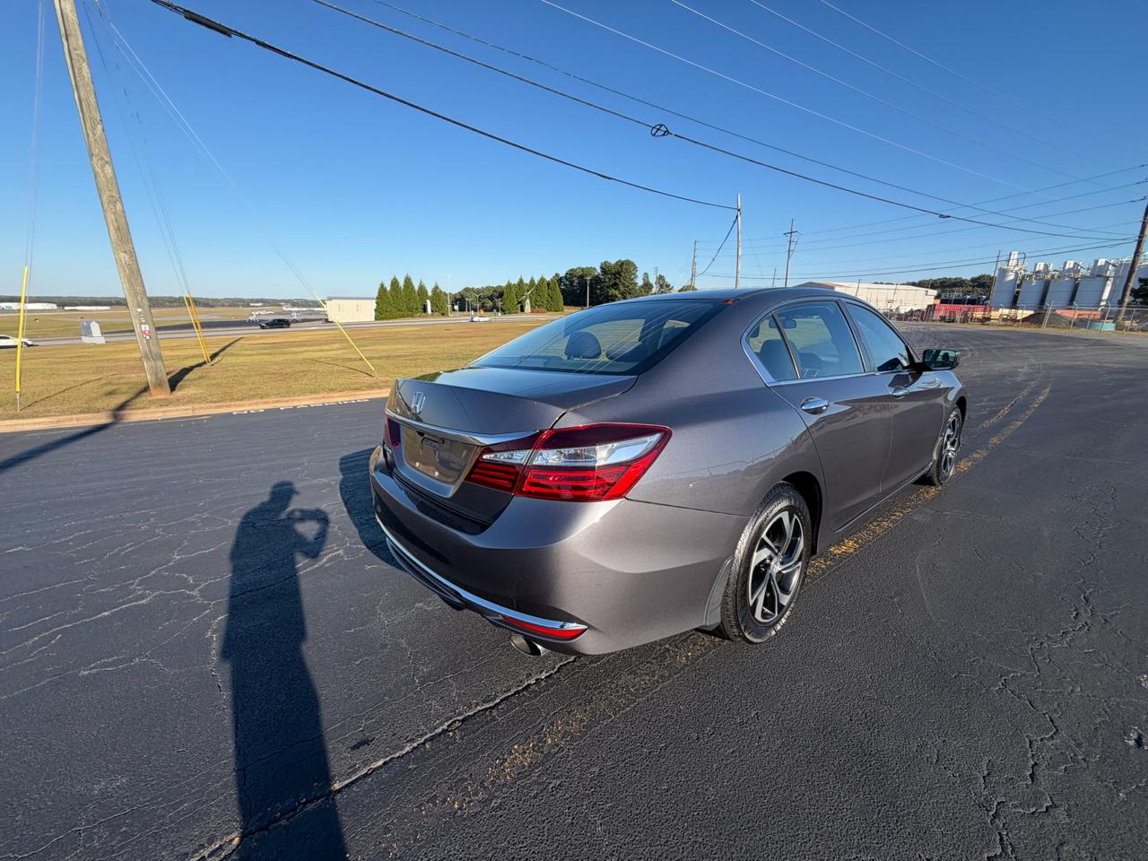 Honda Accord photo 32