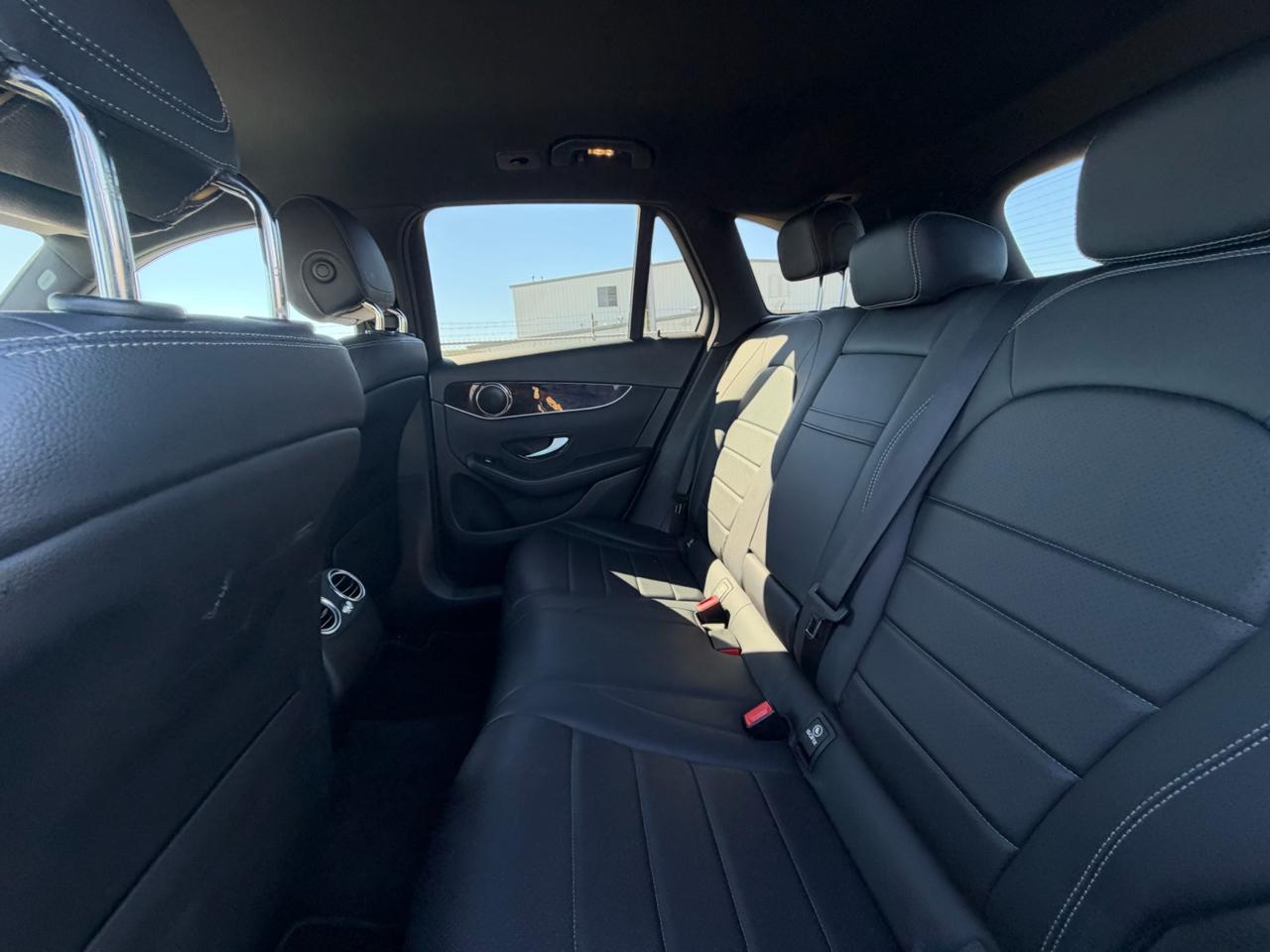Mercedes-Benz GLC-Class photo 22