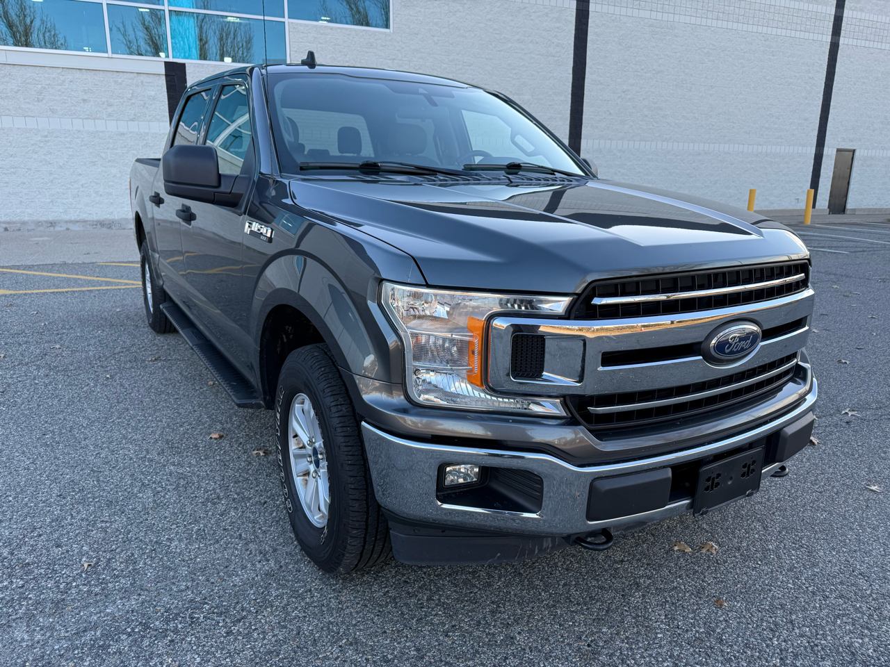 2020 Ford F-150 XL's photo